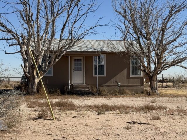 House for sale in public auction offered by Kiefer Auctioneers in West Texas