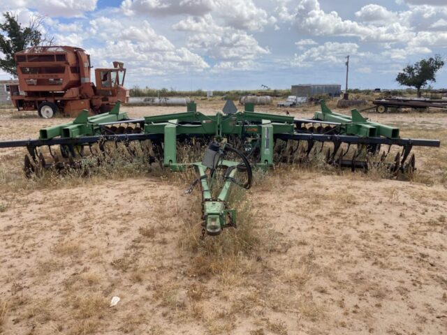 John Deere disk for sale in public auction offered by Kiefer Auctioneers in West Texas