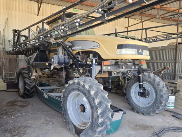 Spra-Coupe 4460 self propelled sprayer in public auction offered by Kiefer Auctioneers in West Texas