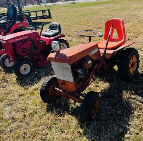 vintage Simplicity 725 garden tractor in public farm auction offered by Kiefer Auctioneers in Texas