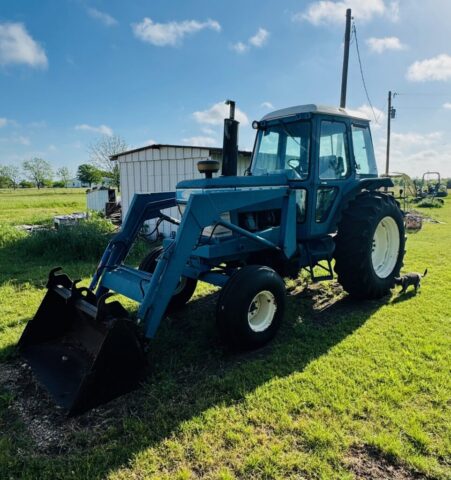 Ford 7710 tractor with front-end loader in upcoming public auction offered by Kiefer Auctioneers in Texas