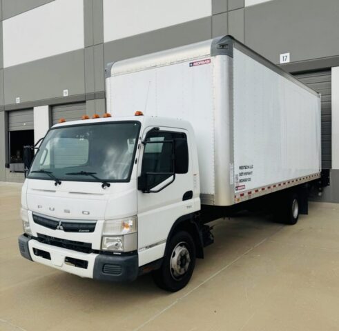 Mitsubishi Fuso FE-Series box truck for sale in upcoming public auction offered by Kiefer Auctioneers in Texas