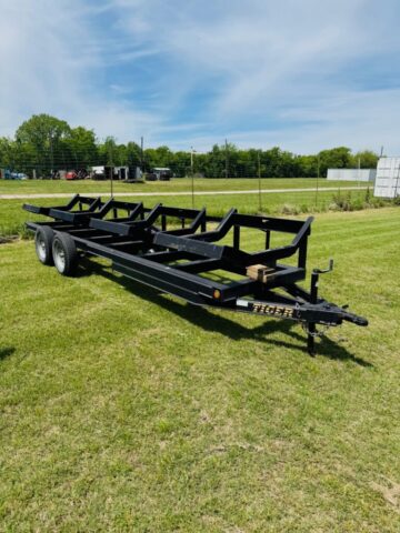 Tiger 4-bale hay trailer for sale in upcoming auction offered by Kiefer Auctioneers in Texas