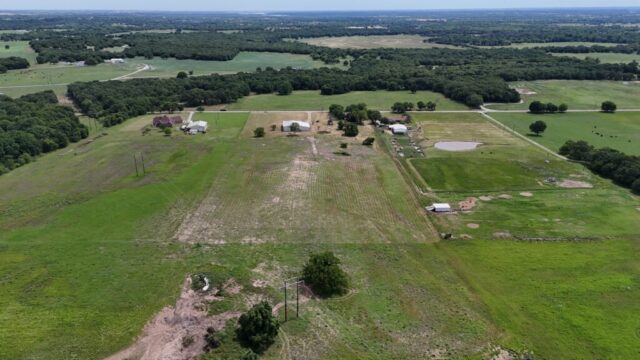 Land for sale by auction in North Texas area