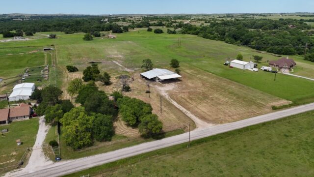 Real estate for sale by auction in North Texas area
